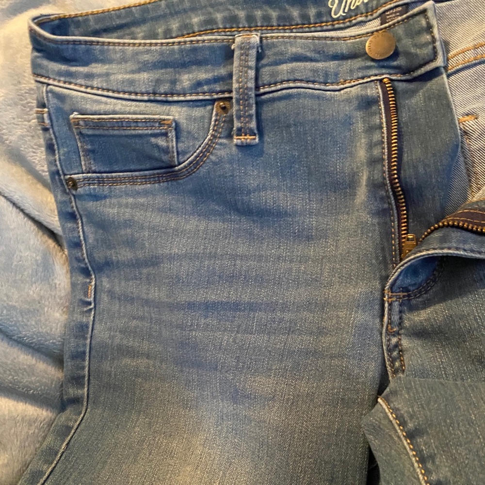 Blue Jeans - Picture 4 of 4